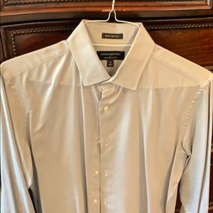 Banana Republic Men’s Slim Fit Pima Shirt